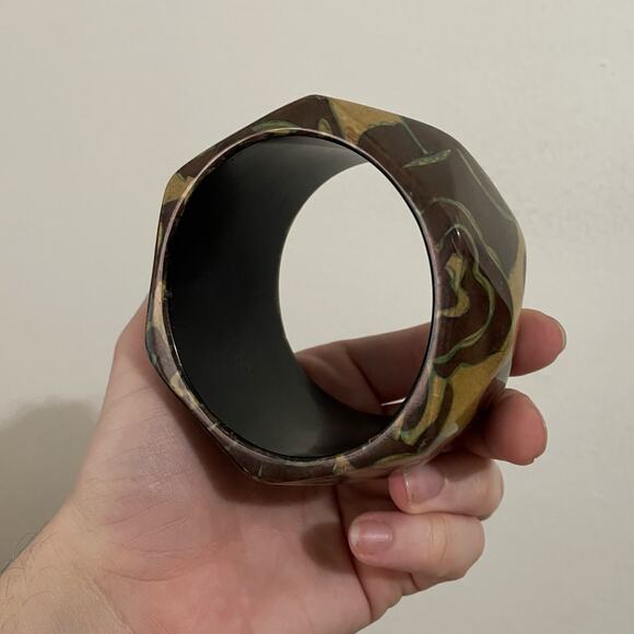 Chunky Resin Bangle Bracelet Brown Tan Abstract Floral Design Boho Retro Jewelry - Picture 5 of 8